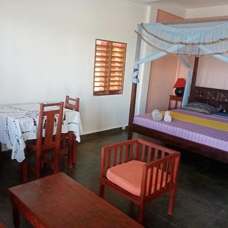 Villa Mena Nosy-Be Buitenkant foto