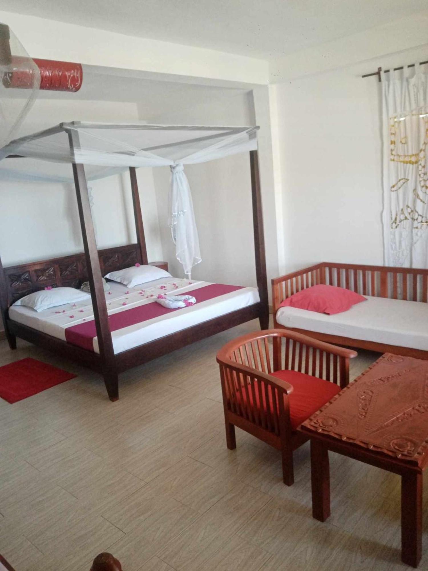 Villa Mena Nosy-Be Buitenkant foto